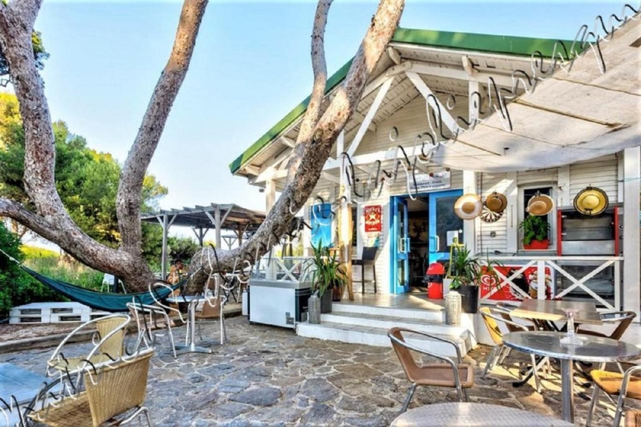 Magnifique Parc De La Presqu'Ile Avec Piscine Et Plage Face A Porquerolles ! Hyères Exteriör bild