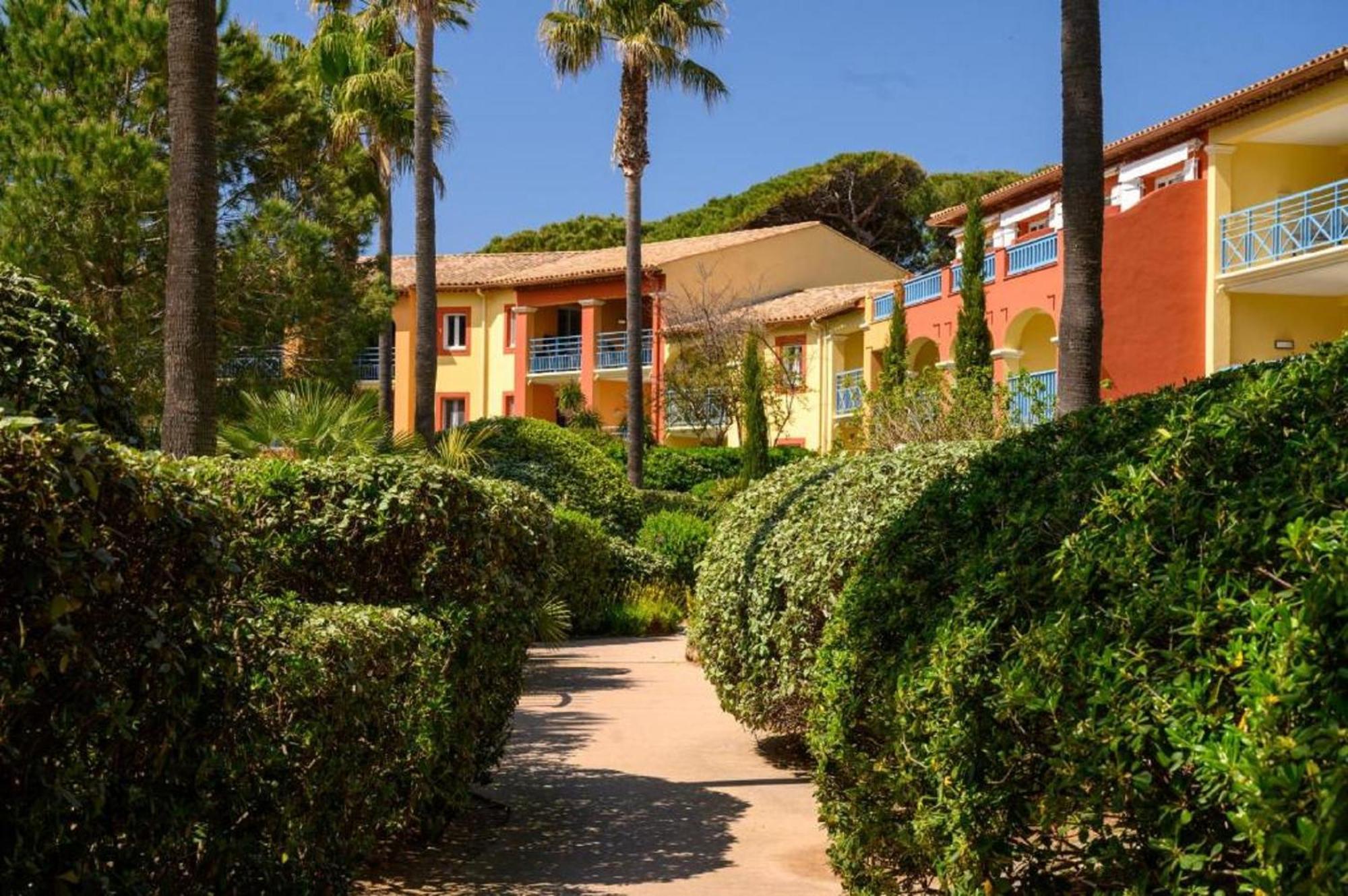 Magnifique Parc De La Presqu'Ile Avec Piscine Et Plage Face A Porquerolles ! Hyères Exteriör bild